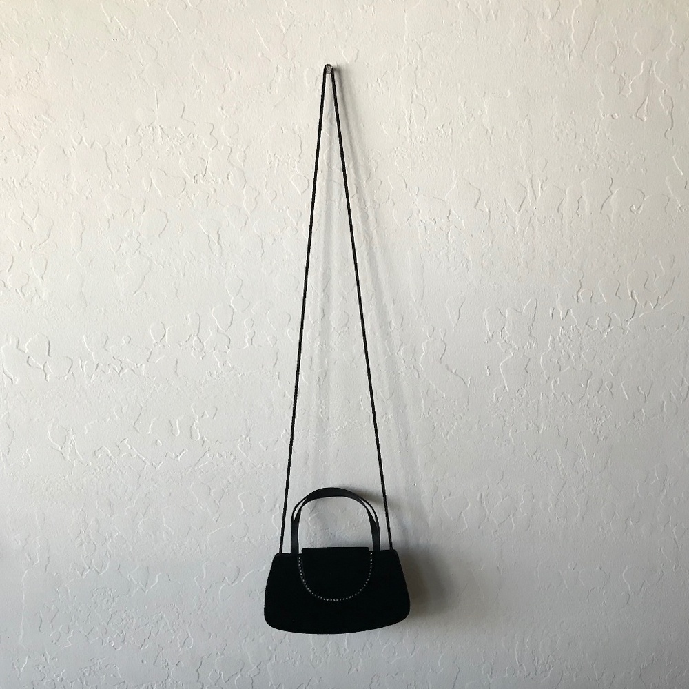 BLACK AND CRYSTAL PURSE! SUPER ADORABLE! NWOT!